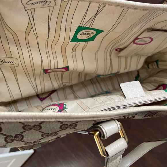 Used authentic Gucci Jolicoeur Tote Bag with CHARMs *HAS WEAR* FLAWS - Picture 12 of 15